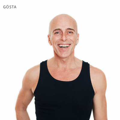 Gösta, Svaha Yoga